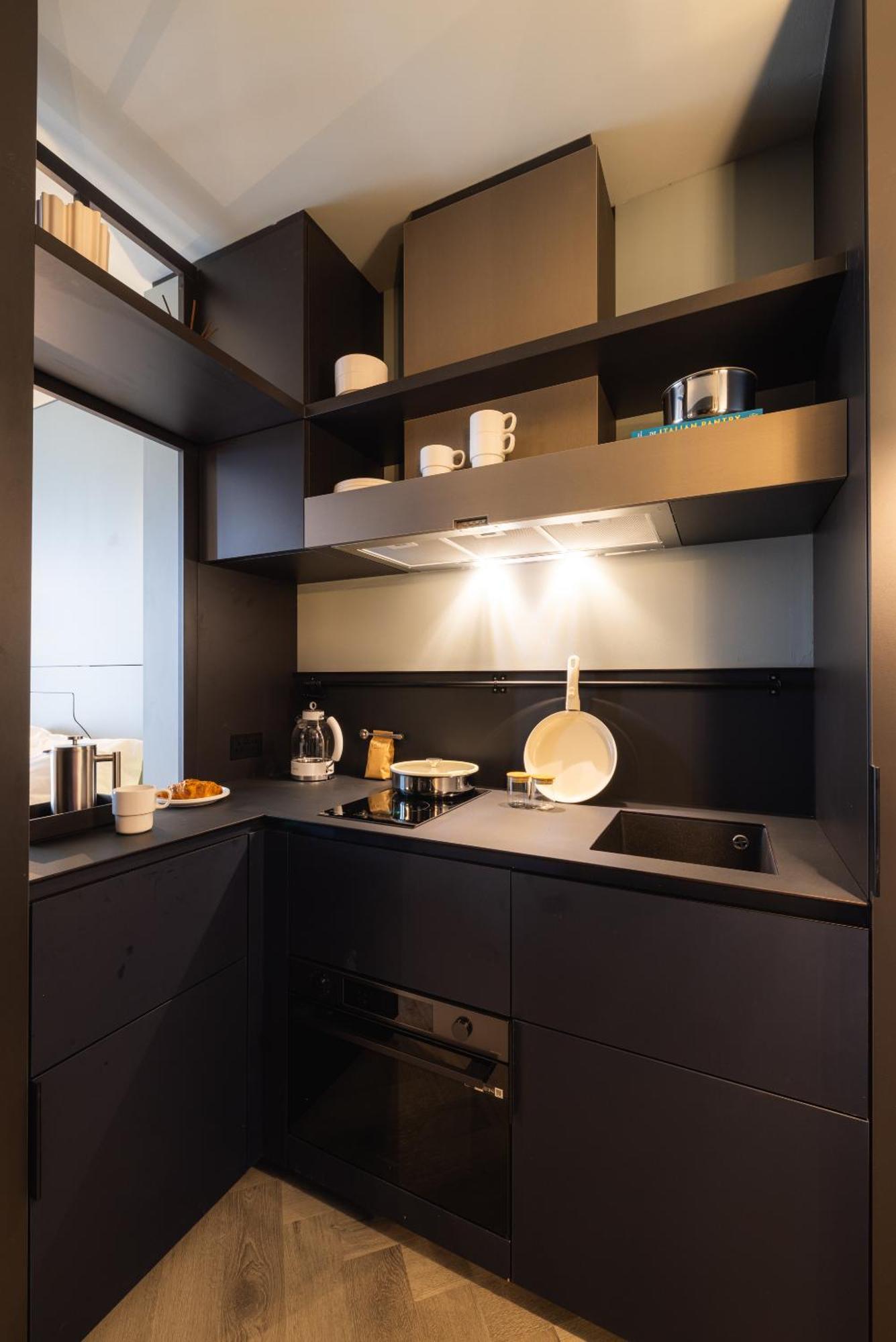 The Haydon By Nestor Apartment Лондон Екстериор снимка