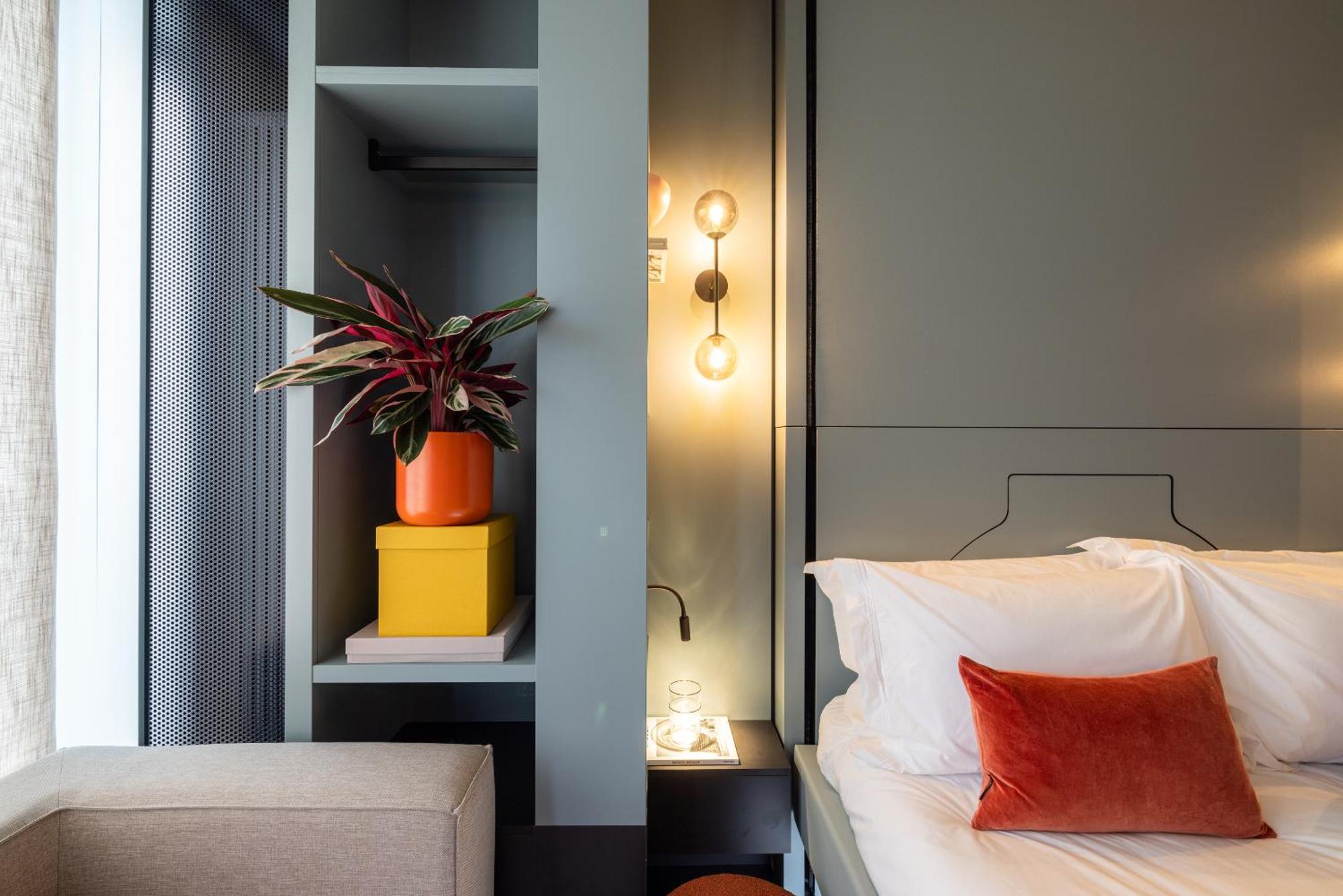 The Haydon By Nestor Apartment Лондон Екстериор снимка