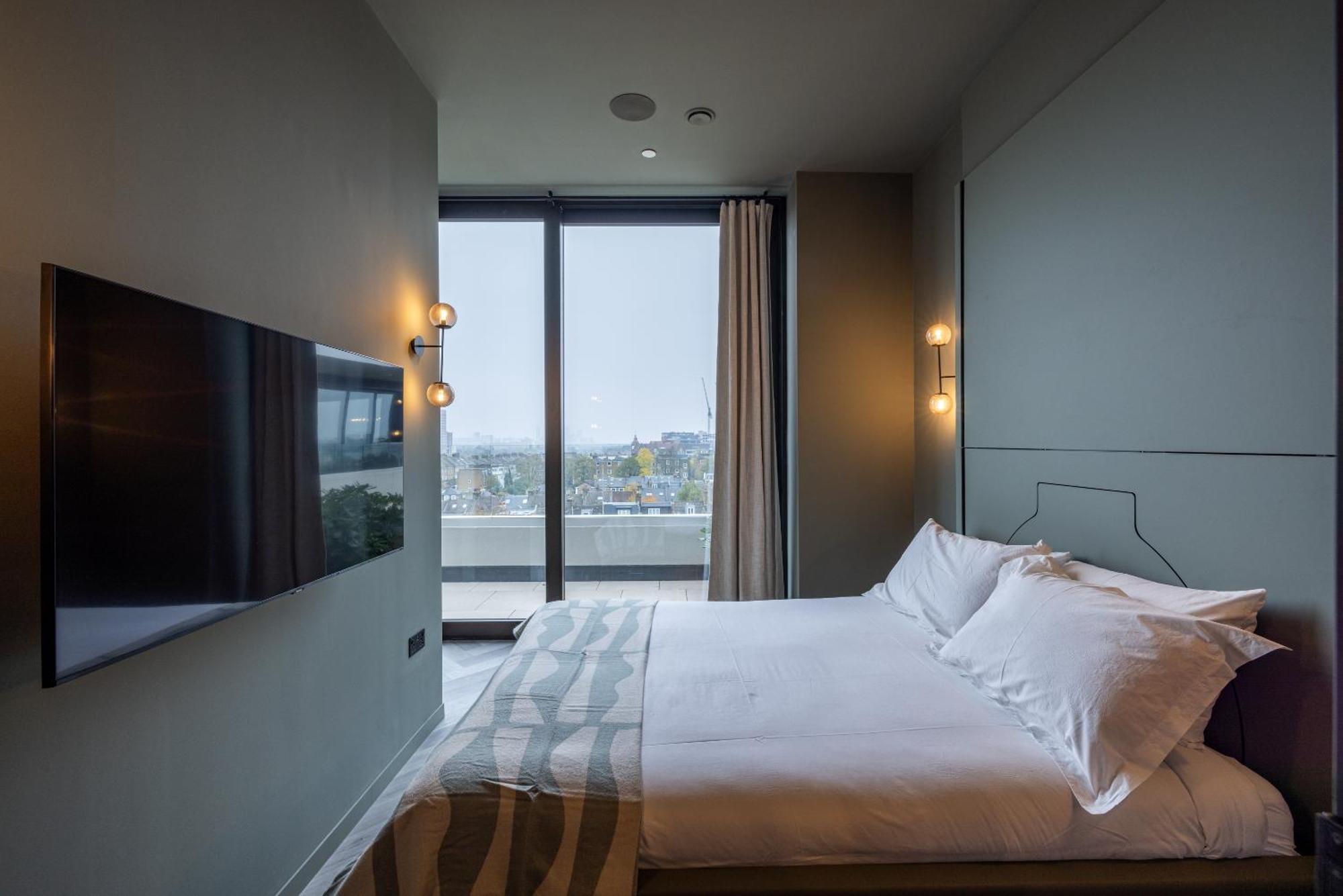 The Haydon By Nestor Apartment Лондон Екстериор снимка
